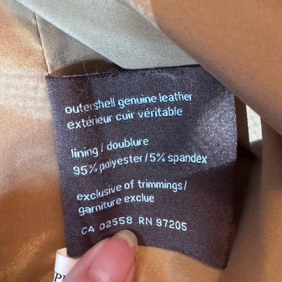 ✨ Gorgeous Vintage Danier Soft Leather Jacket for Women✨ - Picture 10 of 16